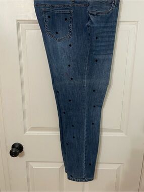 Cato Straight Leg darker Blue Denim Jeans with Black Polka Dots